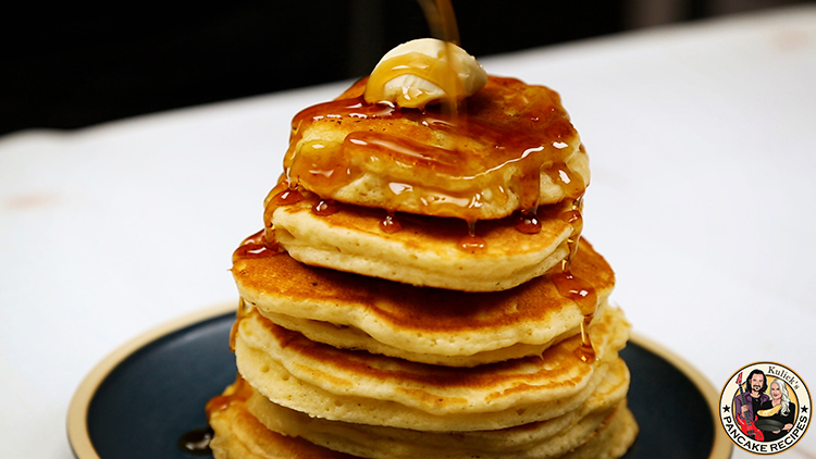 Does baking soda make pancakes fluffier