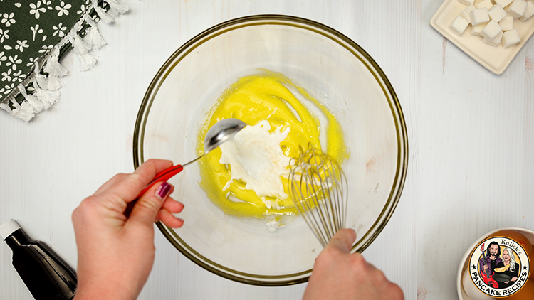 How do you make fluffy Japanese pancakes from scratch