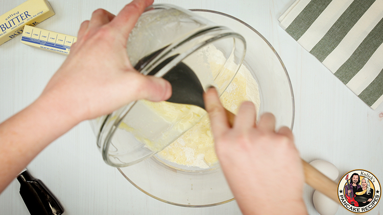 How do you make fluffy pancake batter from scratch