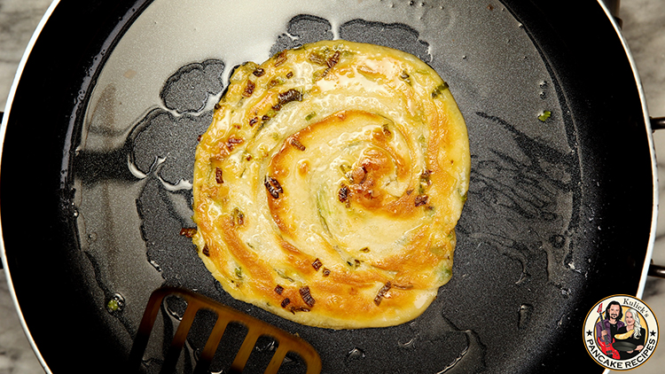 Homemade scallion pancake recipe